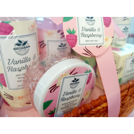 Darčekový kôš pre ženy Bath Sensation vanilka a malina 7v1