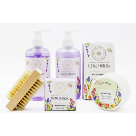 Gift basket for women Elegant Gift set Lily and iris 7 in 1