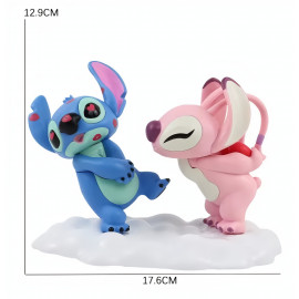Sada figúrok Lilo a Stitch so stojanom