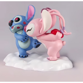 Sada figúrok Lilo a Stitch so stojanom