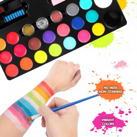 Veľká sada farieb na tvár a vlasy s doplnkami Luxury 102ks